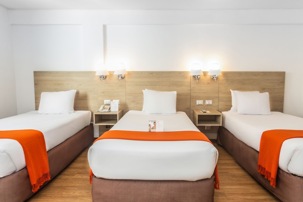 Traditional Triple Room, 3 Twin Beds - Photo 1