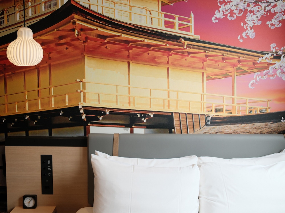 Standard Double Room - Photo 7