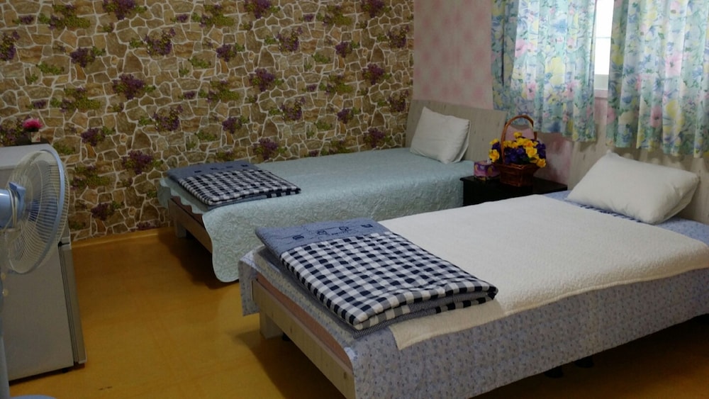 Standard Twin Room photo 1