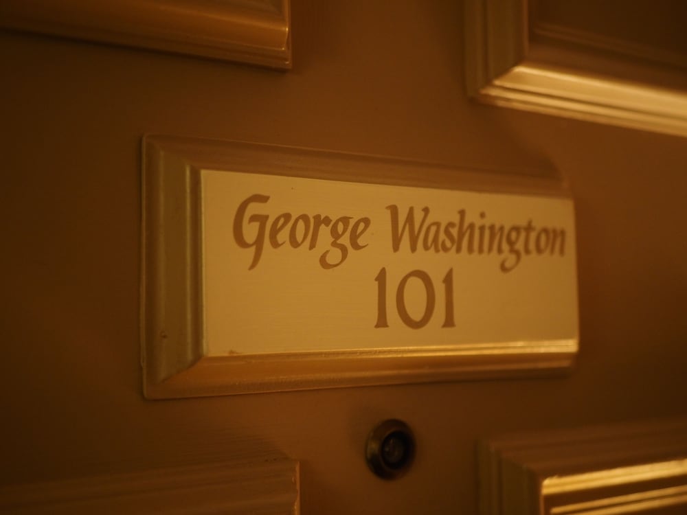 Deluxe Double Room, Private Bathroom (George Washington) photo 2