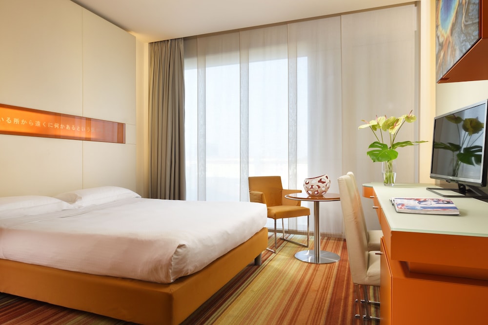 Classic Twin Room - Photo 3