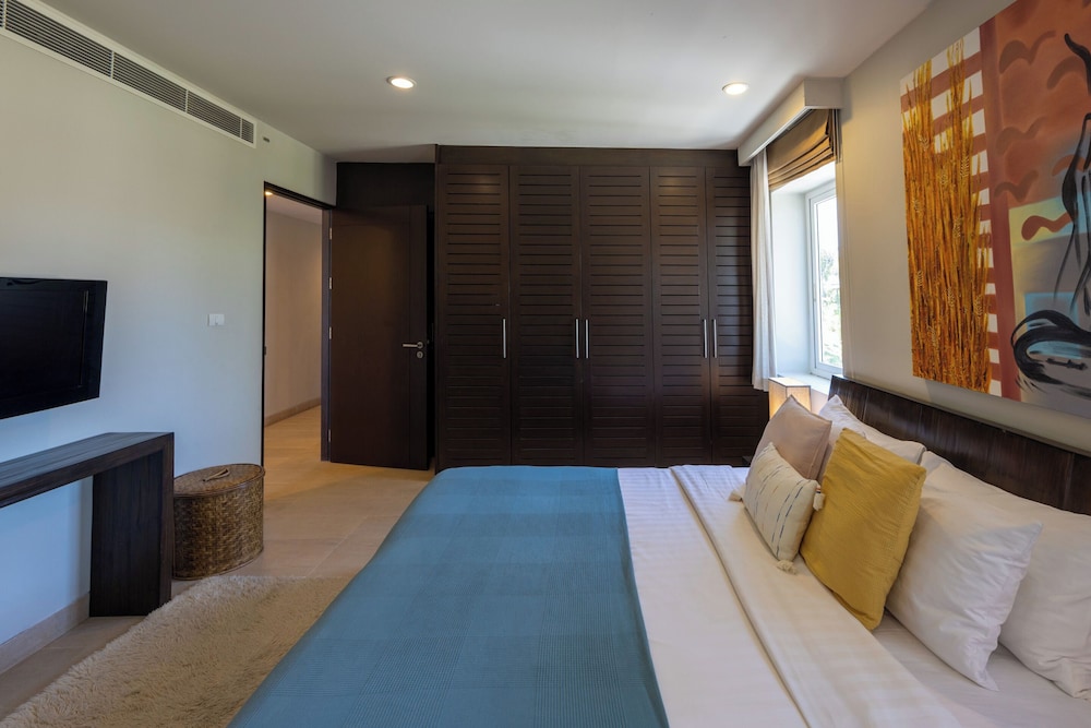 Two Bedroom Apartment, Ocean View - Photo 4