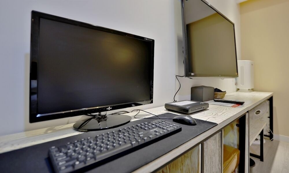 Premier Twin Room - Photo 4