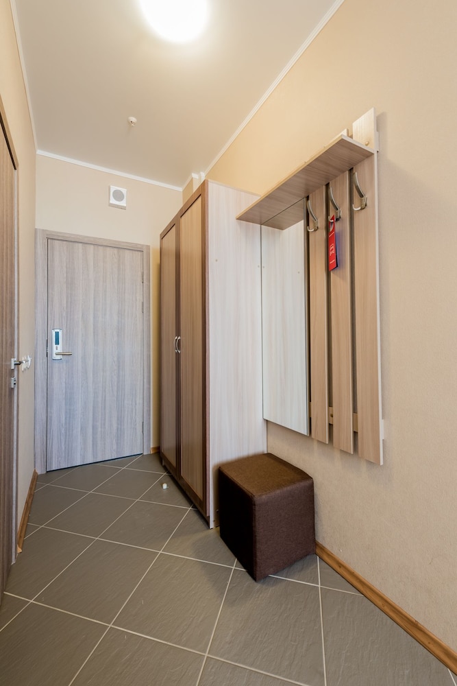 Standard Twin Room, Multiple Beds, Balcony photo 3