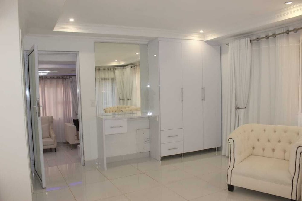 Presidential Suite photo 1