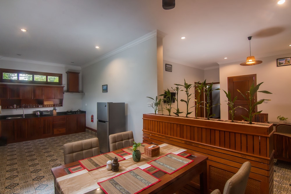 Family Suite Villa Villa 04 Beds - Free  One Way Airport Transfer & Breakfast photo 2