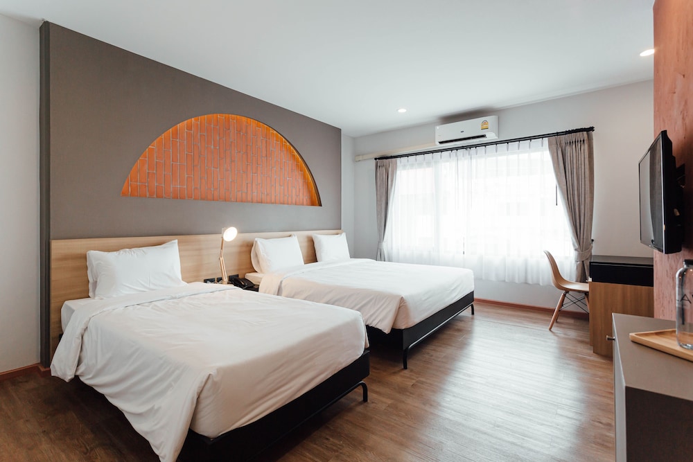 Standard Twin Room, 1 Bedroom, Non Smoking photo 3