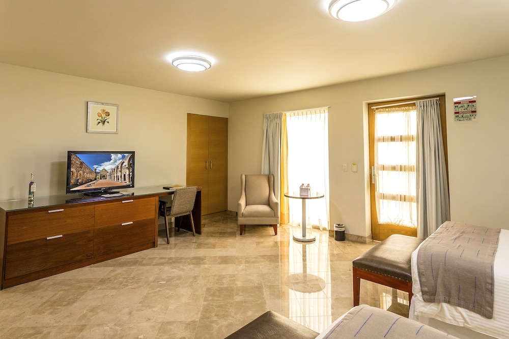 Family Room, 2 Double Beds photo 3