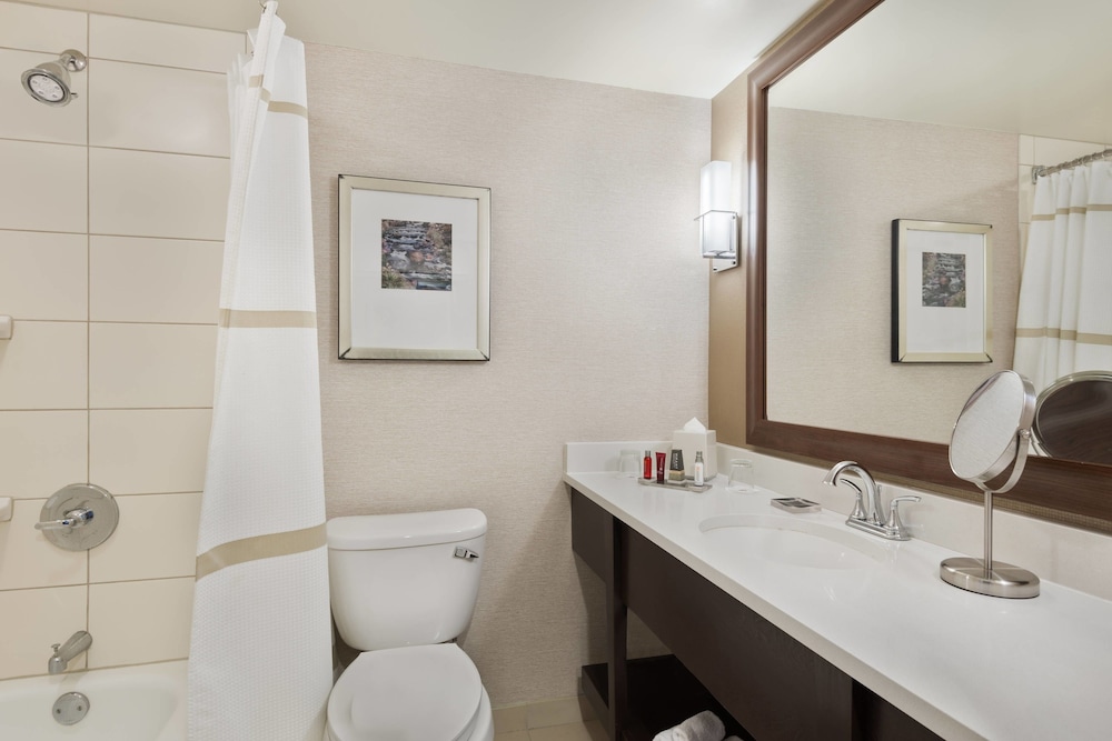 Room, 2 Queen Beds - Photo 3