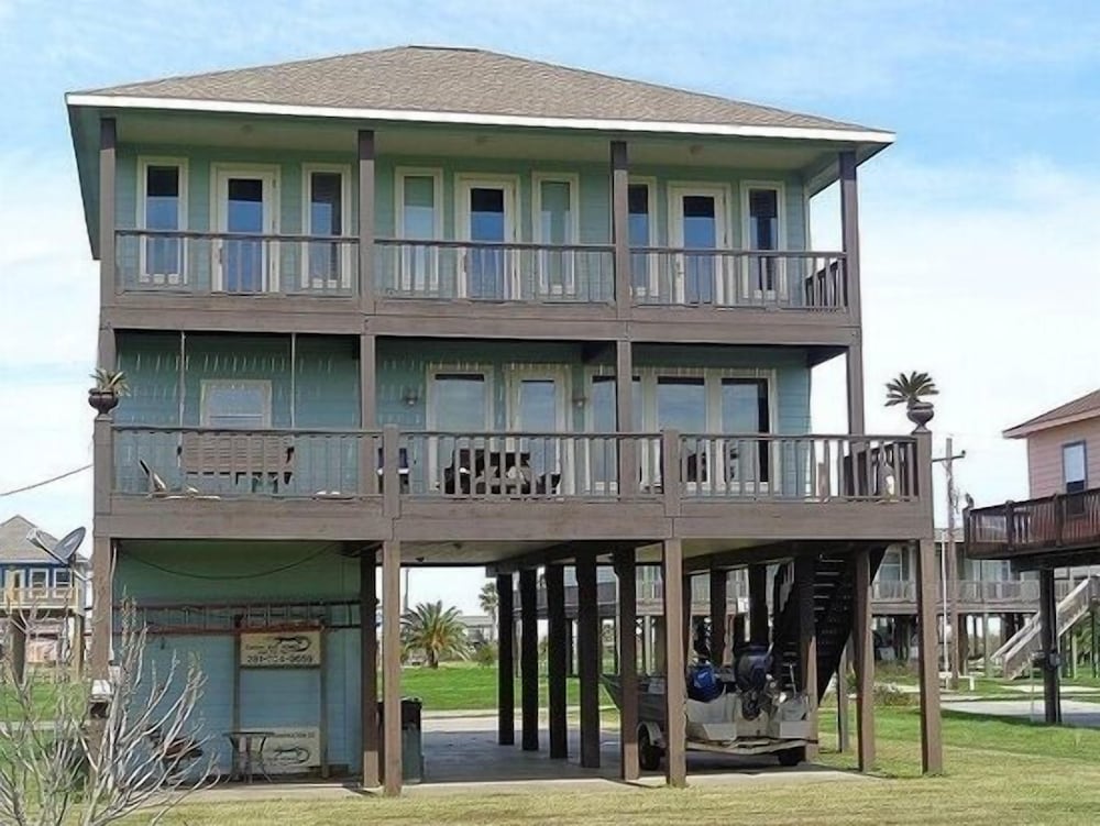 House, 4 Bedrooms photo 1