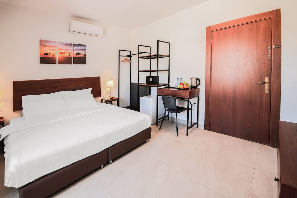 Deluxe Double Room, 1 Bedroom, City View photo 1