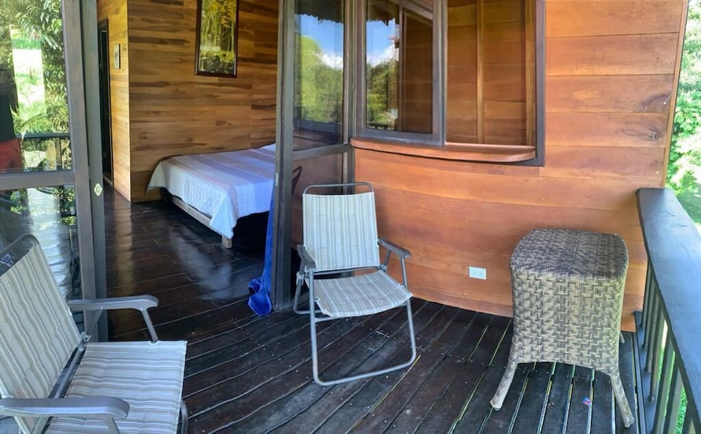 Basic Cabin photo 3