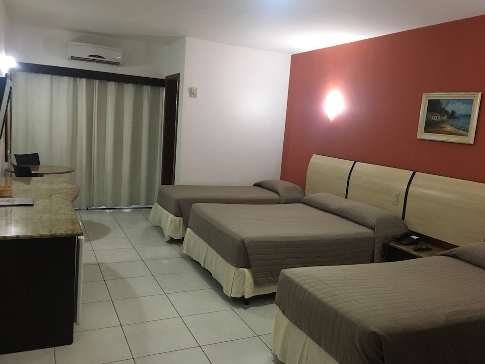 Executive Room - Photo 3