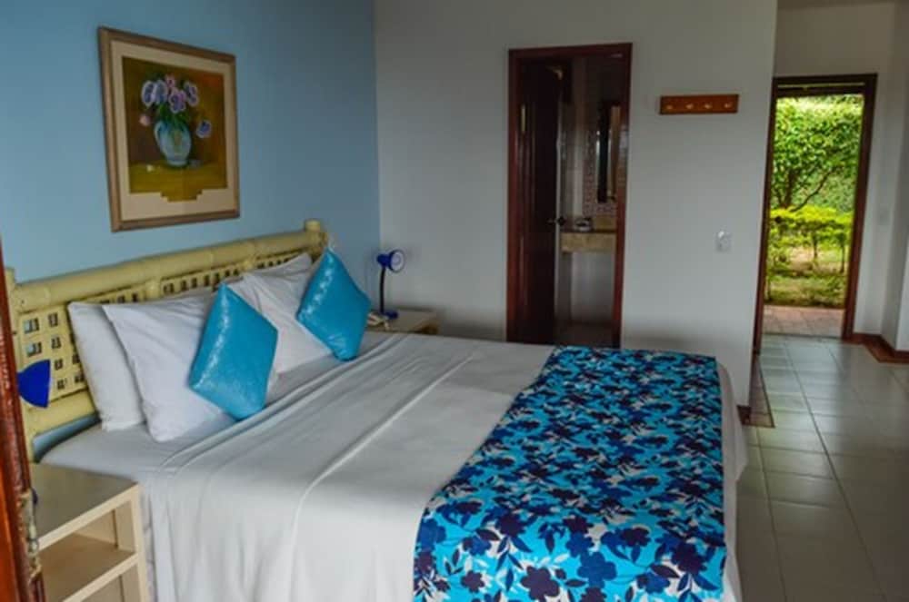 Deluxe Room, Balcony, Sea View - Photo 1