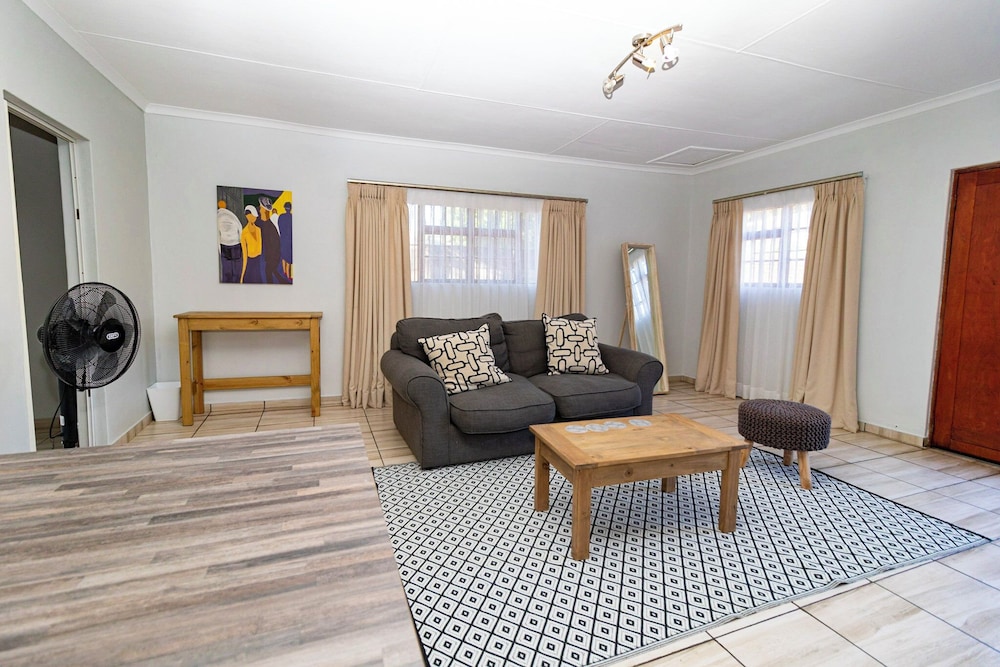 Luxury Apartment, Garden View photo 1