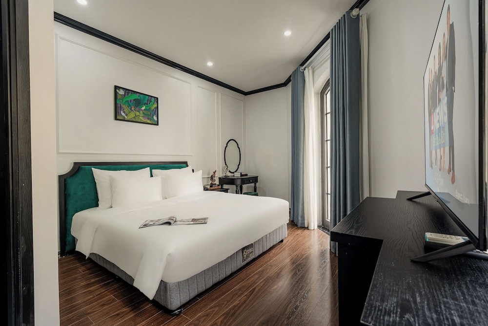Executive Double Room, City View - Photo 12