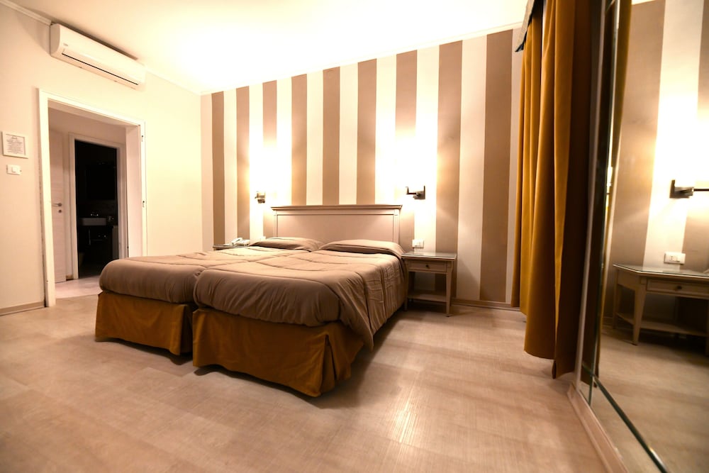 Business Room