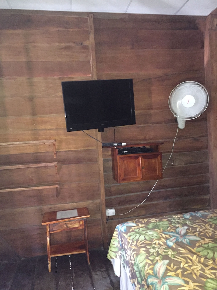 Shared Dormitory, Multiple Beds photo 2