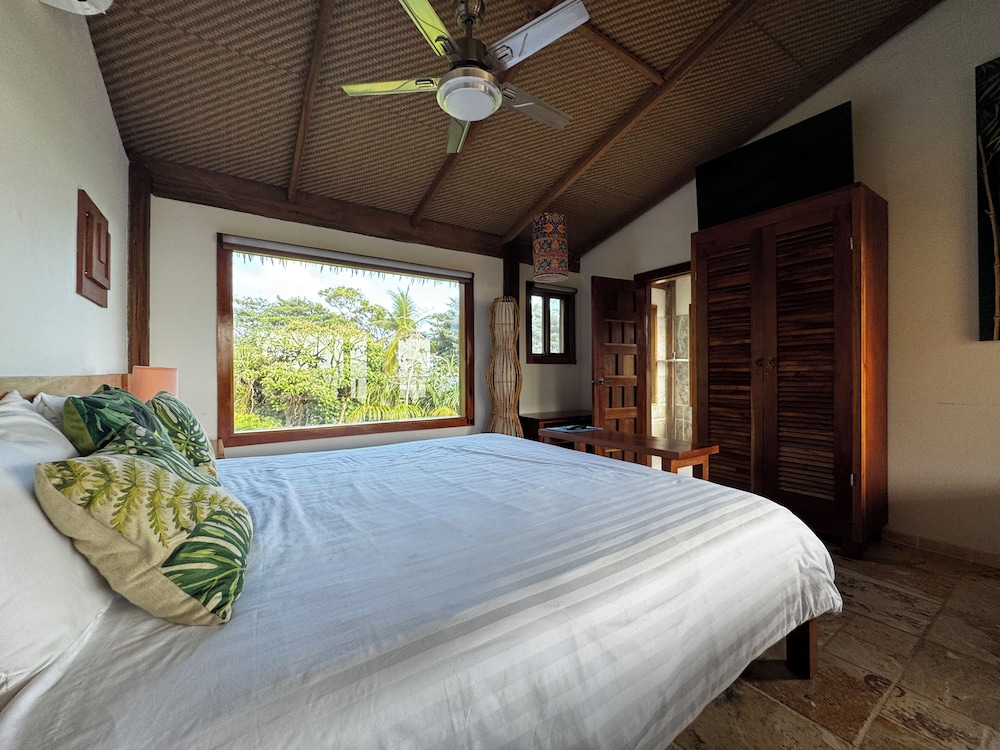 Bungalow photo 2