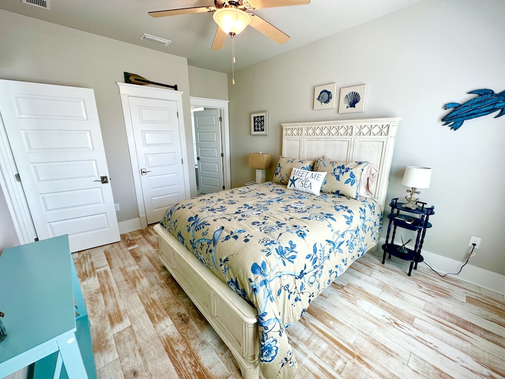 House, 5 Bedrooms photo 3