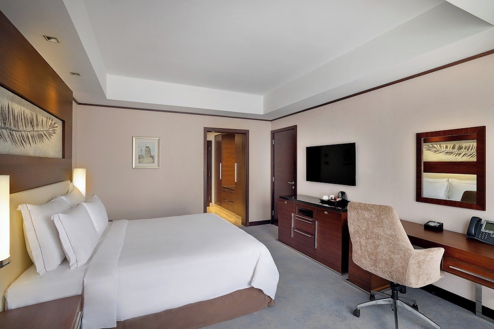 Superior Room, 1 King Bed