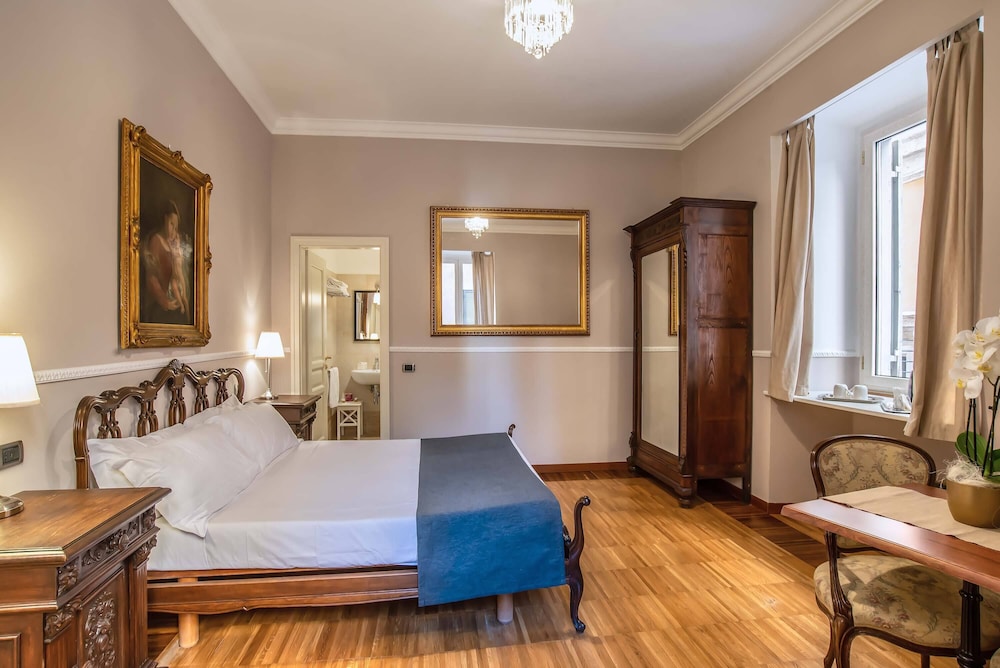 Standard Double or Twin Room photo 3