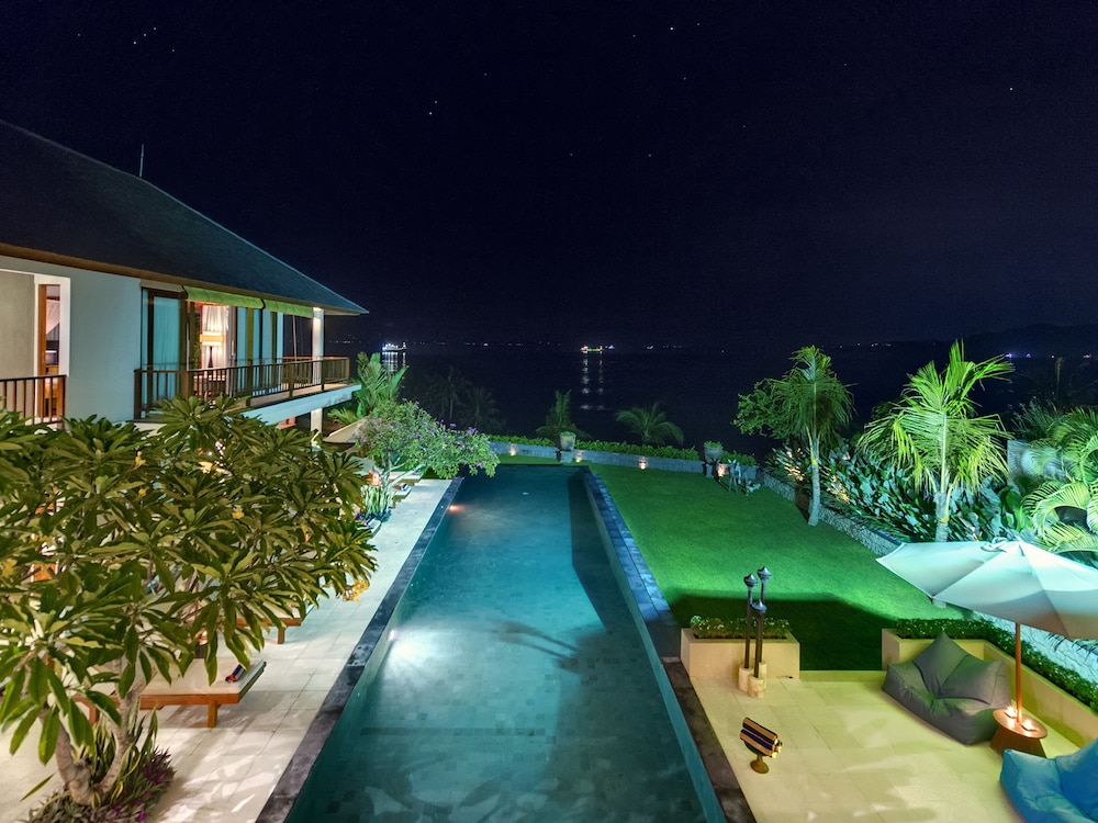 Villa, 4 Bedrooms photo 2