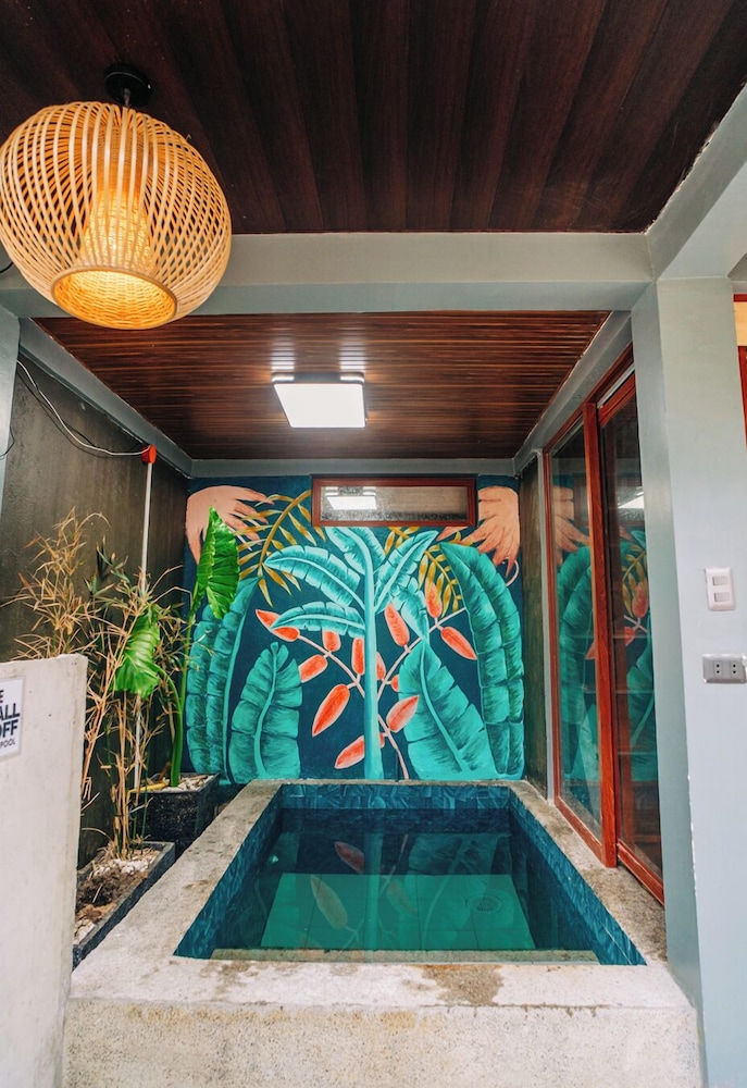 Comfort Cabin, Private Pool photo 2
