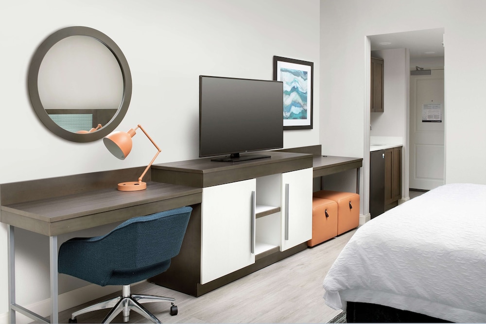 Room, 2 Queen Beds, Accessible (Mobility & Hearing) - Photo 2
