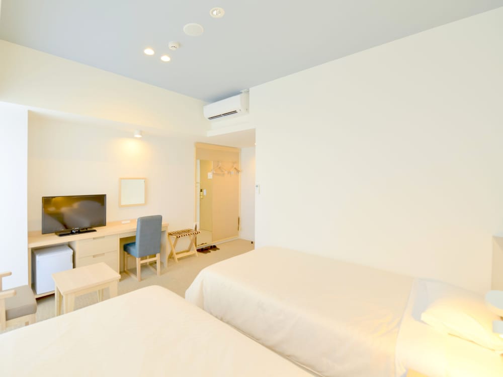 Standard Twin Room, Non Smoking photo 2