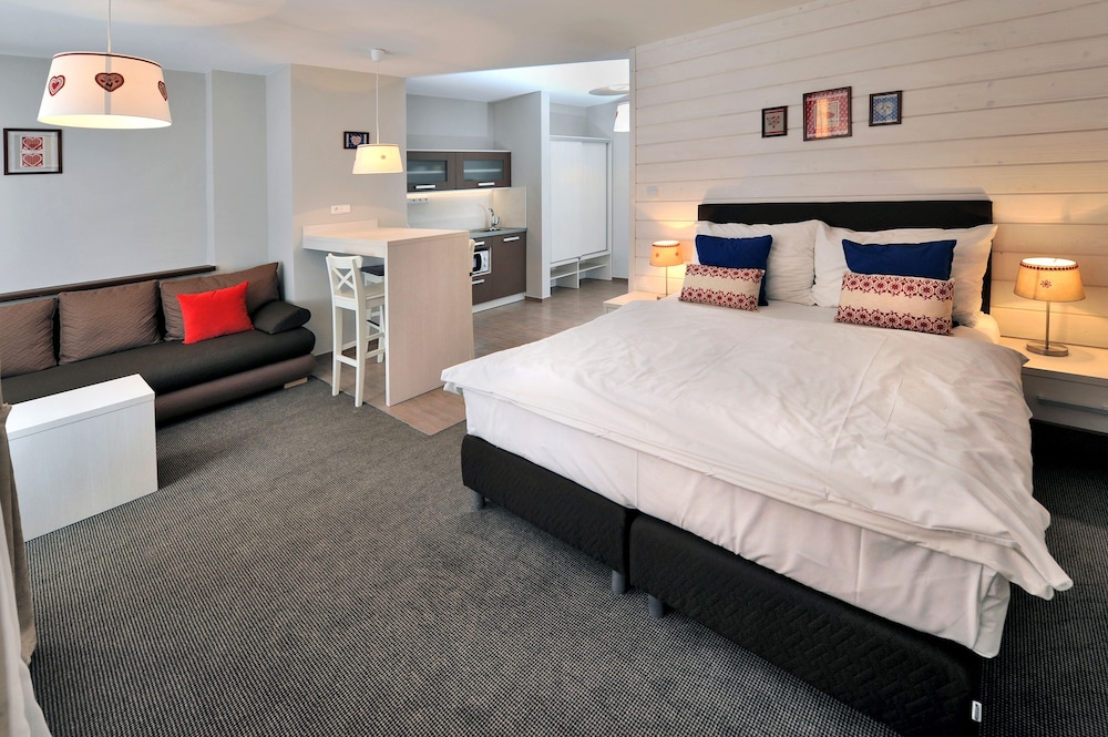 Studio photo 1