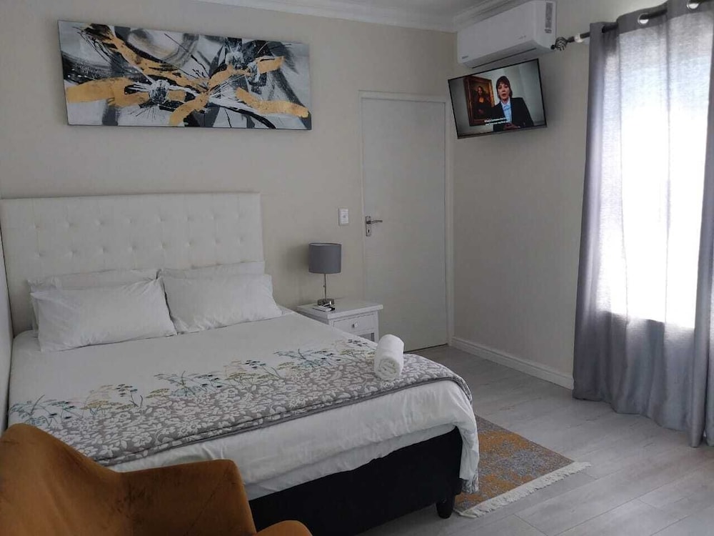Deluxe Suite, City View photo 1