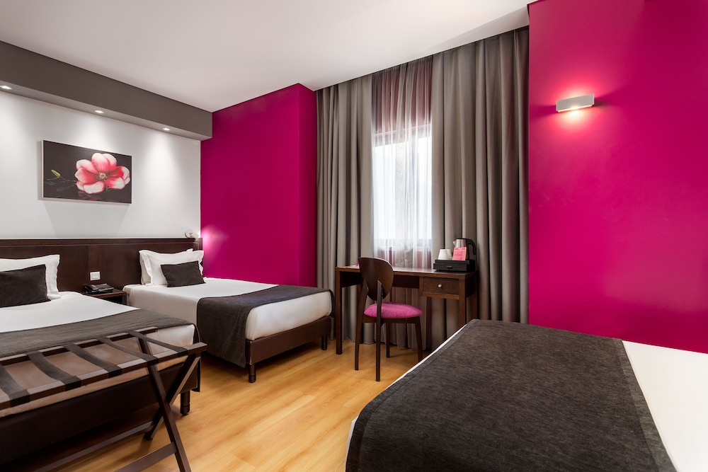 Family Twin Room