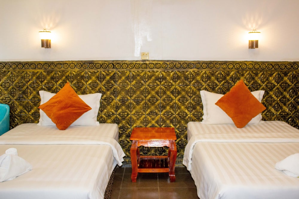 Classic Twin Room - Photo 2