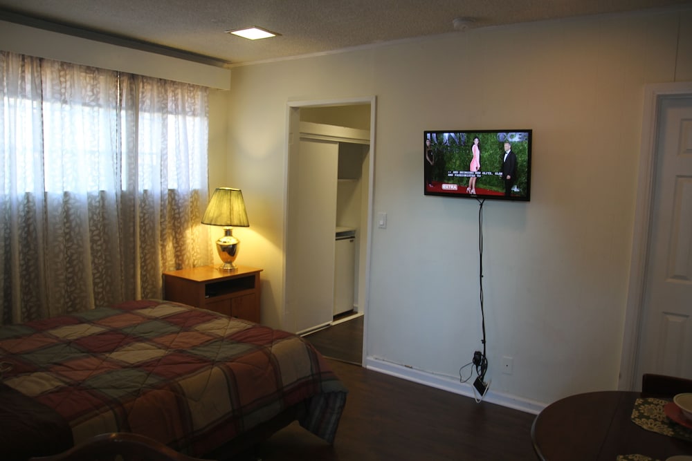House, 1 Queen Bed, Patio photo 3