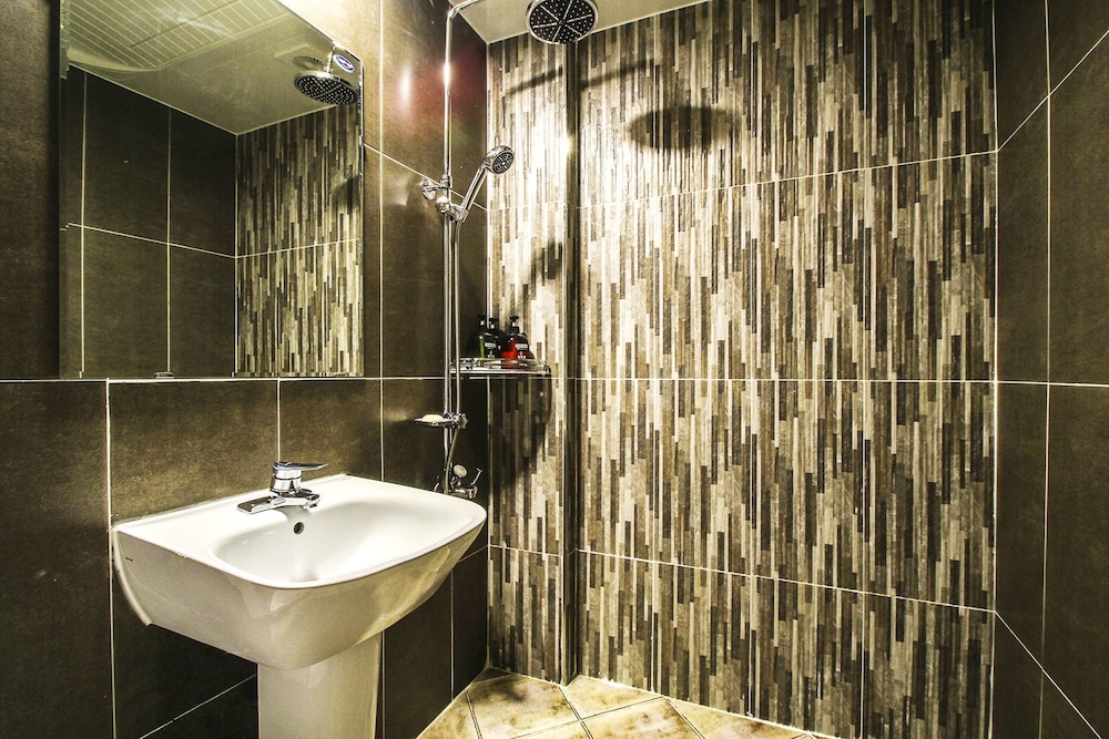 Standard Room photo 2