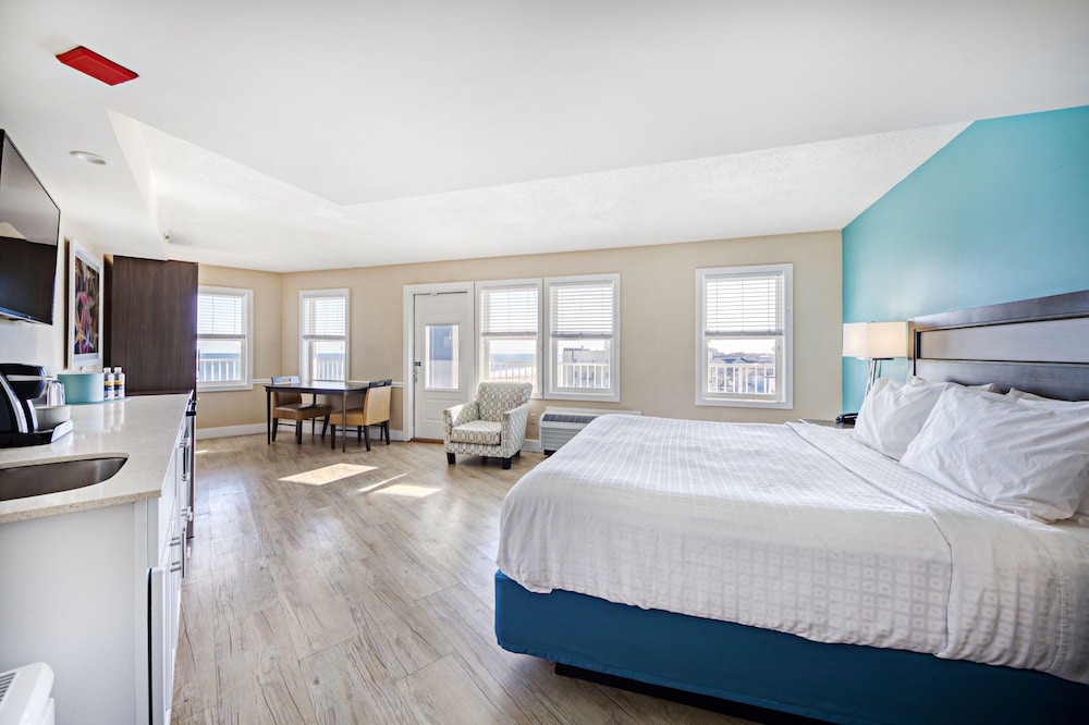 Captain's Suite photo 3