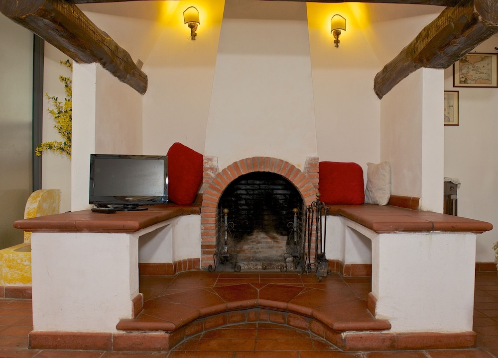 Family Apartment, 1 Bedroom, Pool View (4 people)