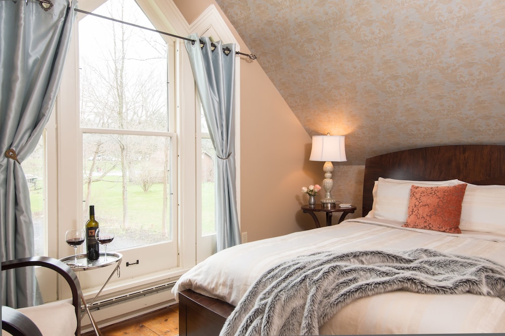 Exclusive Suite, 1 Queen Bed, Non Smoking photo 3