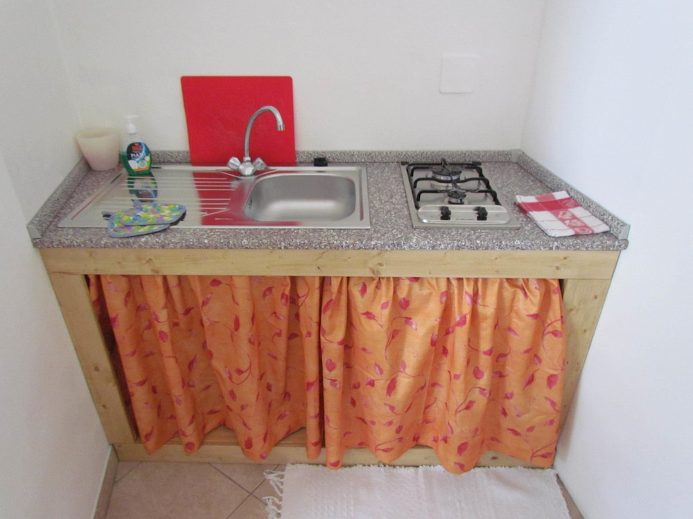 Basic Studio (Libeccio) photo 2