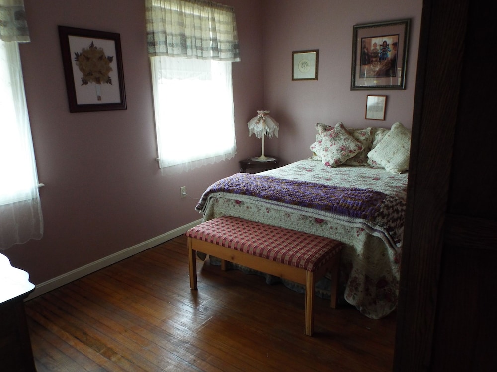 Standard Double Room, Ensuite (Salome Myers Room) photo 3