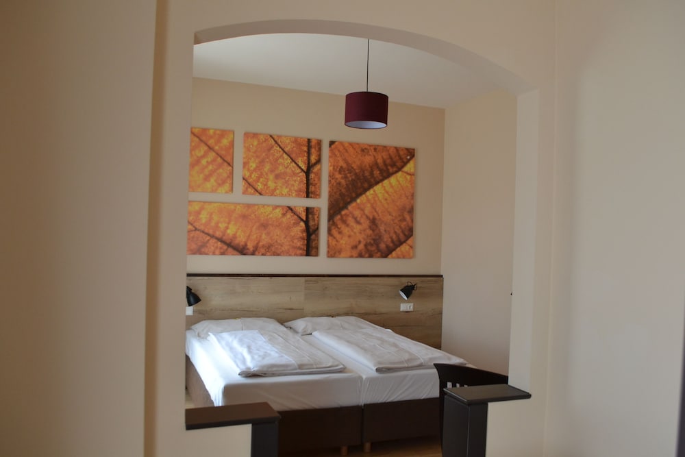 Apartment photo 3