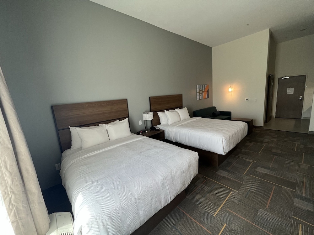 Suite, 2 Queen Beds, Non Smoking - Photo 4