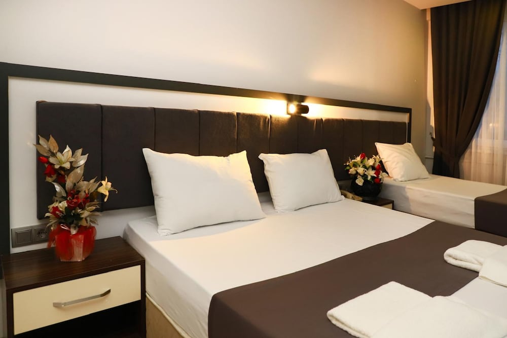 Standard Triple Room, Sea View photo 3