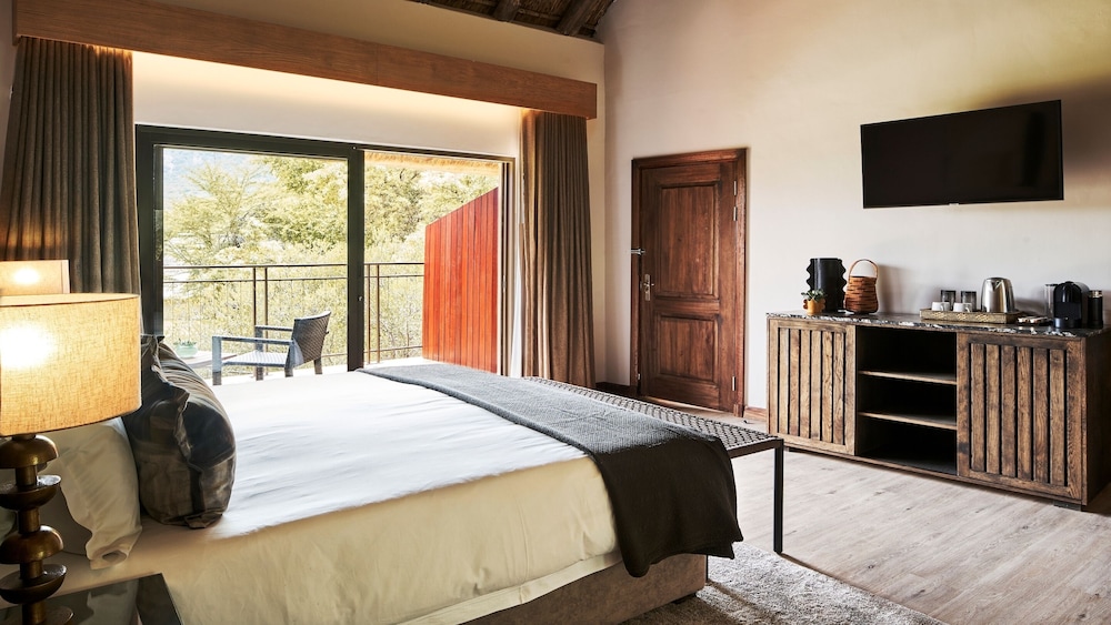 Deluxe Room - Photo 2