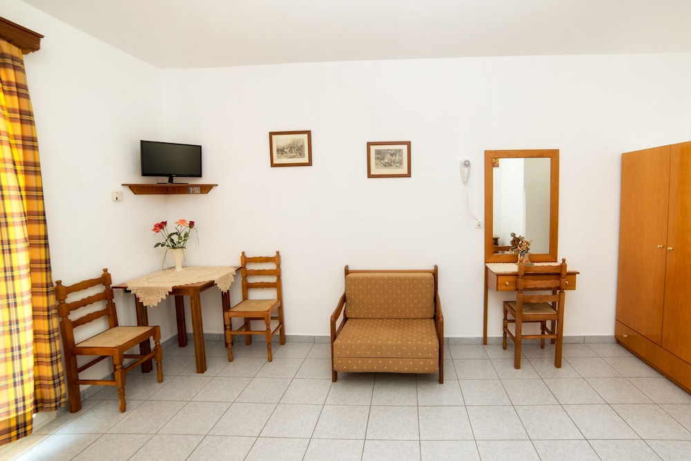Studio, Sea View (For 3 Adults) photo 2
