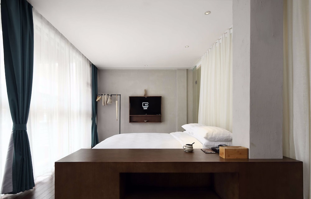 Elite Double Room, Garden View photo 2