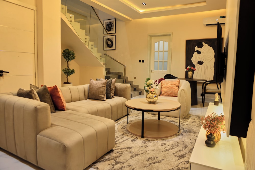 Luxury Duplex photo 1