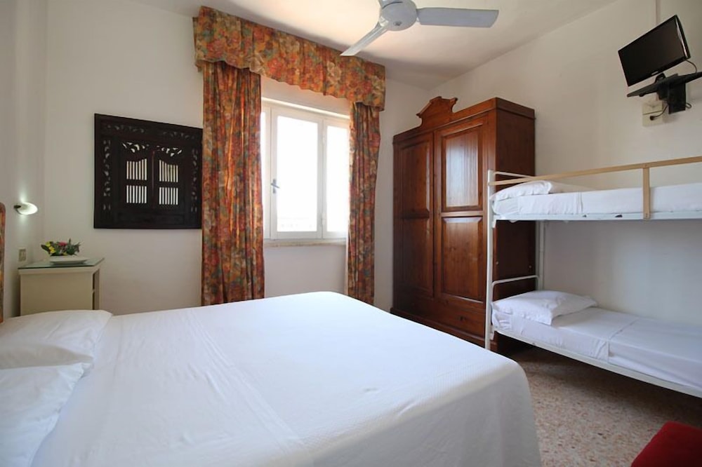 Basic Room photo 1