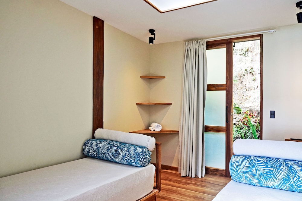 Villa Harmony, Top Luxurious Boutique Villa